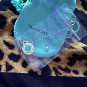 Super Rare Return to Tiffany & Co Blue Round Heart necklace